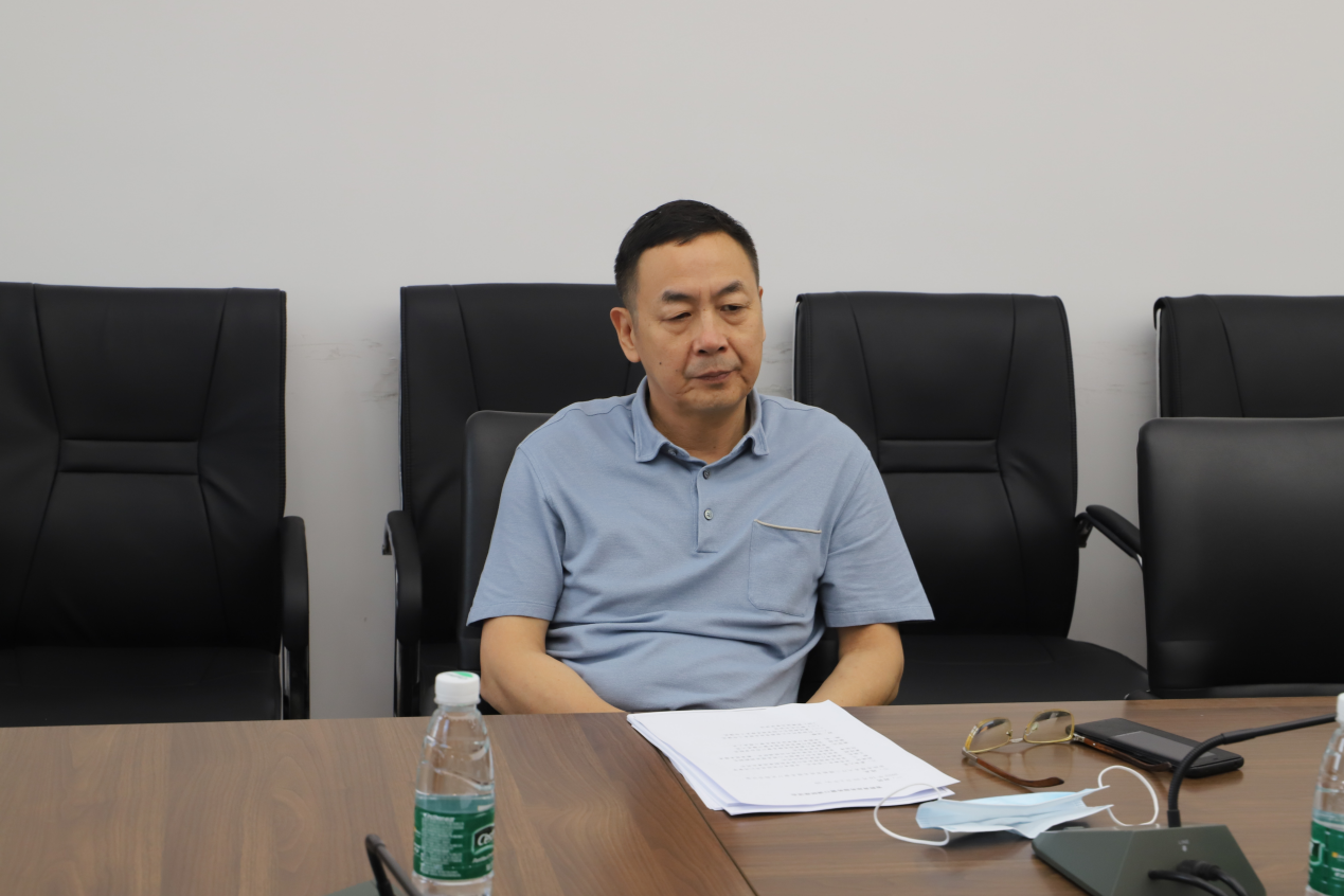 坚持人民至上,服务为本 郭建国到省政务服务大厅教育窗口调研 - 资讯