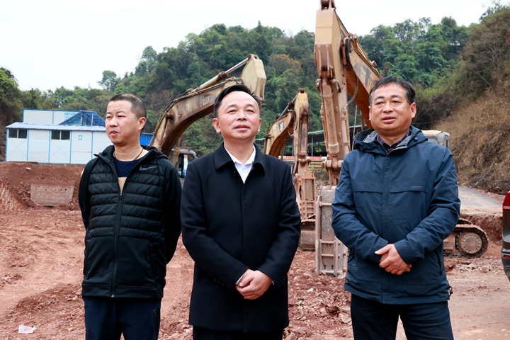 田刚调研重点项目建设情况