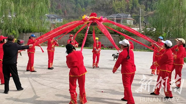 花式宣讲接地气，二十大精神润心田