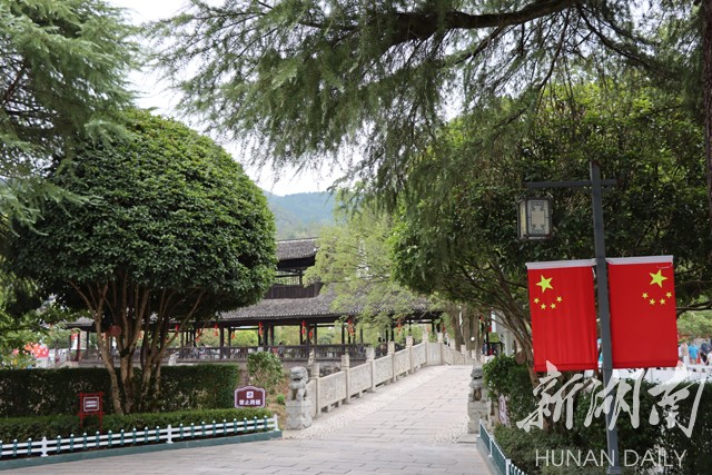 “文旅小镇”景色新