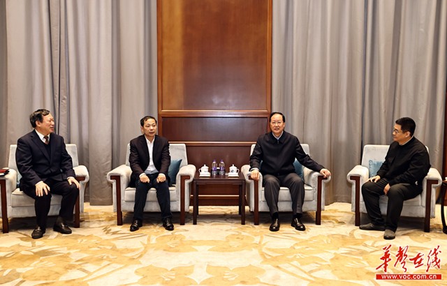 毛伟明看望慰问院士专家代表：让各类人才在三湘大地施展抱负勇攀高峰