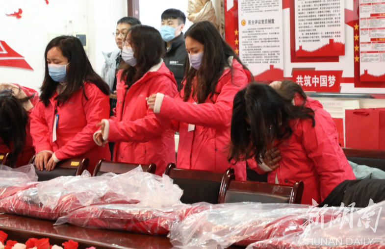 寒冬很“暖”，桑植县“云端”学校又被爱心包围