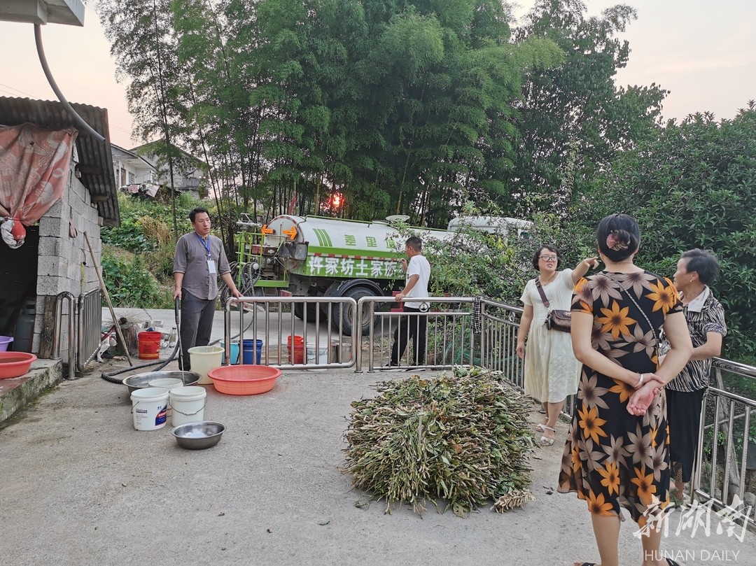 张家界市政府办驻慈利县许家坊村工作队：走在乡村振兴的幸福阳光路上