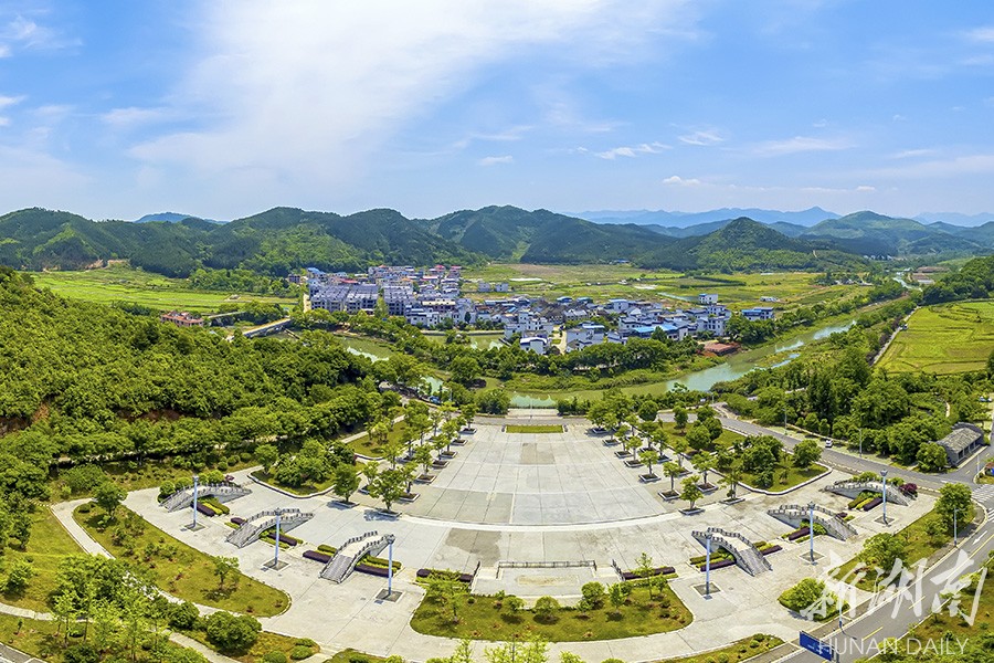 正和镇,坐落于桂阳县东南部,是该县"东大门,地理位置优越,郴资桂,桂