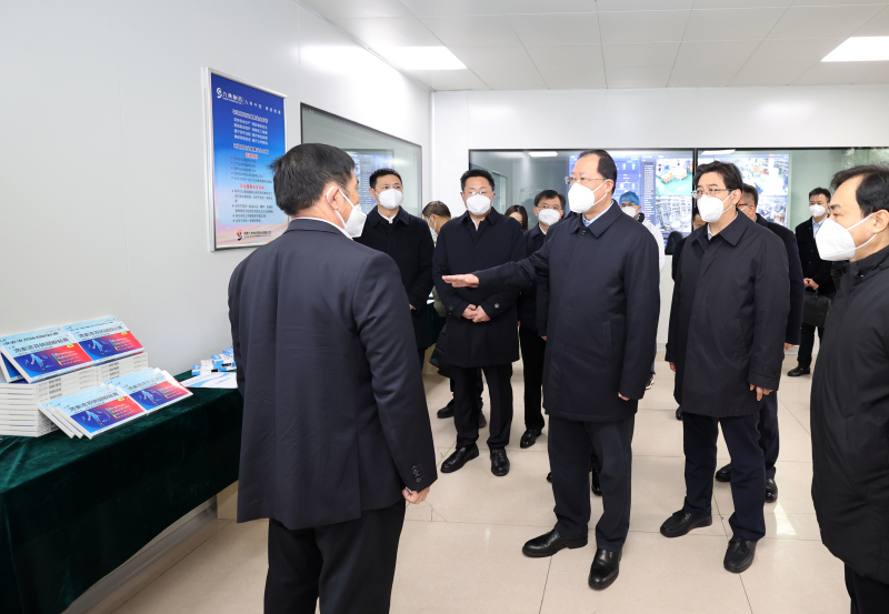 毛伟明：开足马力生产 科学精准调配 更好满足群众的基本用药需求