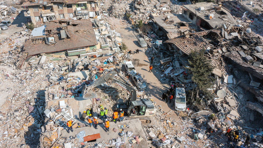 土耳其地震救援力量缺口巨大，为何这位救灾专家还劝退了多个中国救援队？