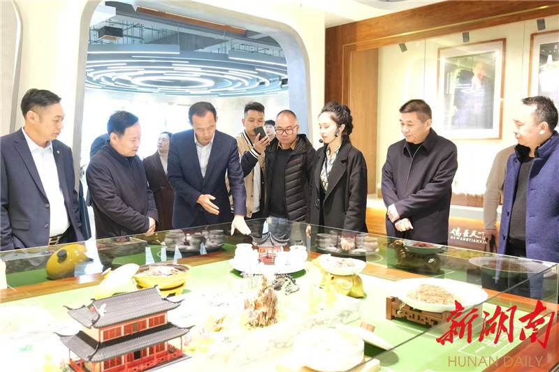 坚持以侨为桥 深化交流合作——湖南海外侨社团来我县参访调研