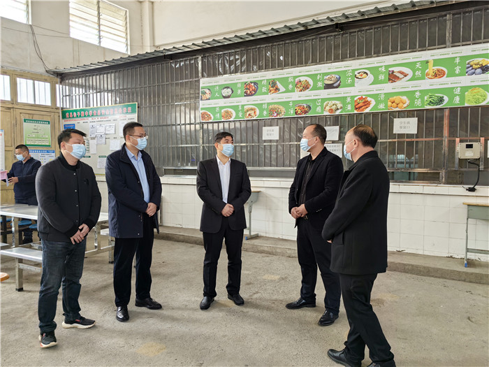 要闻｜李天明调研指导校园食品安全工作