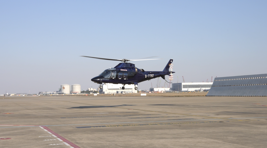 重大突破！救援直升机首次飞进浦东国际机场接运爱心捐献器官