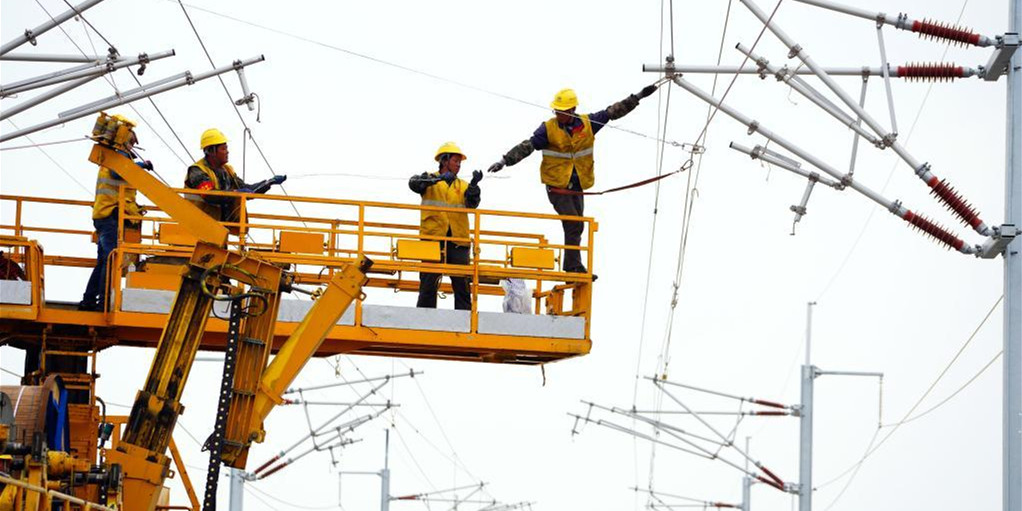 莱荣高铁进入牵引供电和接触网全面施工阶段
