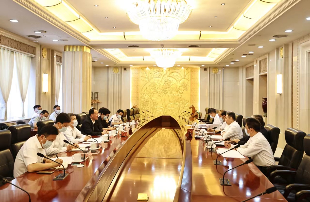 省政府在京与交通运输部国家能源局中国中车举行工作会谈 毛伟明李小鹏章建华孙永才出席