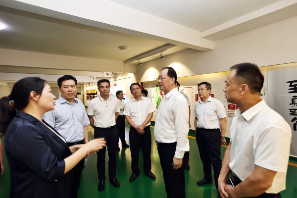 毛伟明在新晃调研：奋力绘就农业兴农村美农民富的秀美画卷