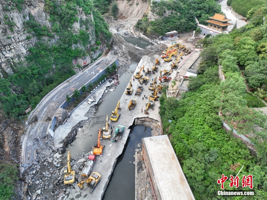 北京房山：道路搶修加緊進(jìn)行