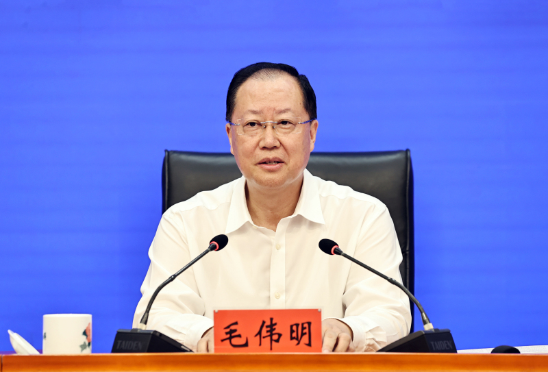 毛伟明：以“智赋万企”助万企腾飞