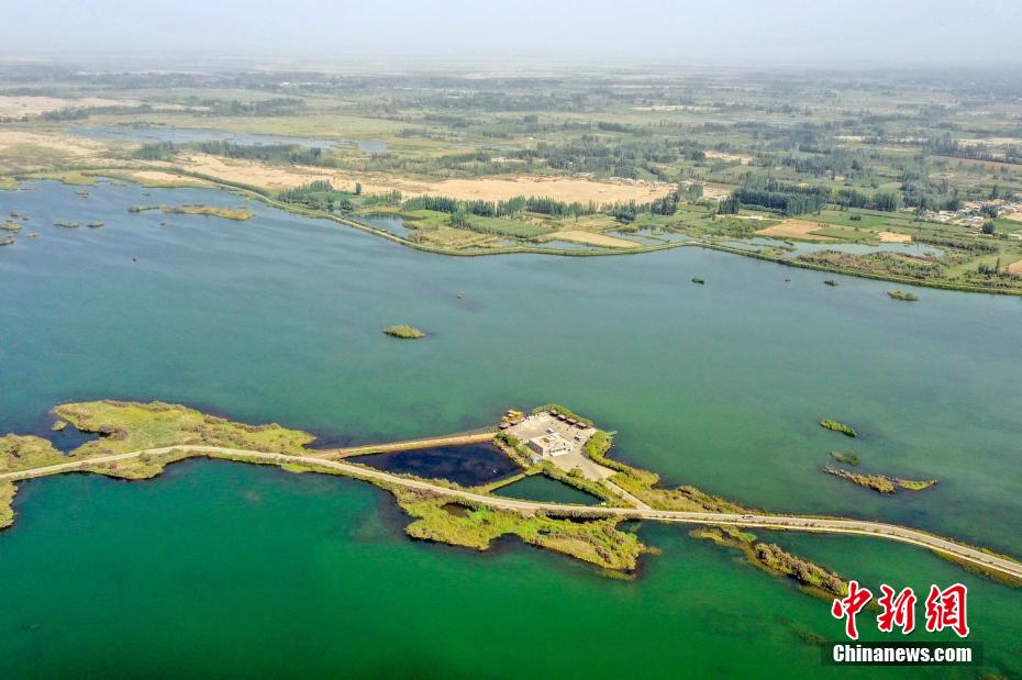 【沿着河湖看新疆】走进和田：拉里昆国家湿地公园 绿洲沙地生态安全屏障