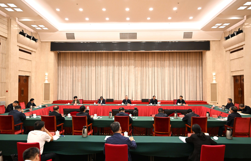 沈晓明：提高政治站位 落实党政同责 坚决守住耕地保护红线和粮食安全底线