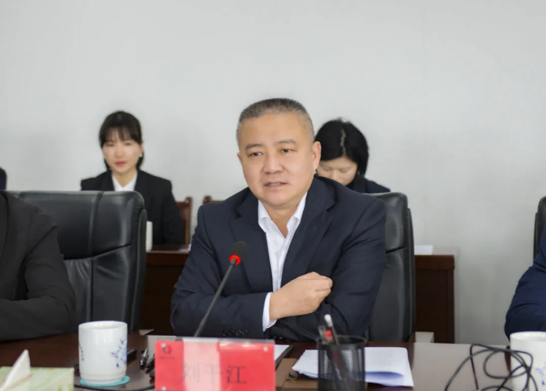 钱俊清带队调研电化产投控股集团