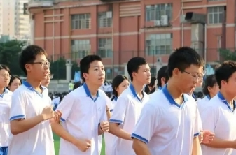 “小升初”家长不“卷”了？——2024年长沙市城区“小升初”微观察