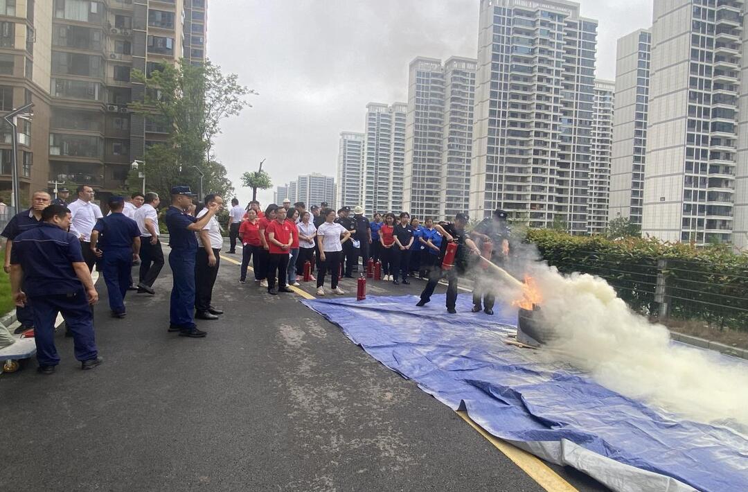 开福区湘民社区：消防演练广参与 安全宣传零距离