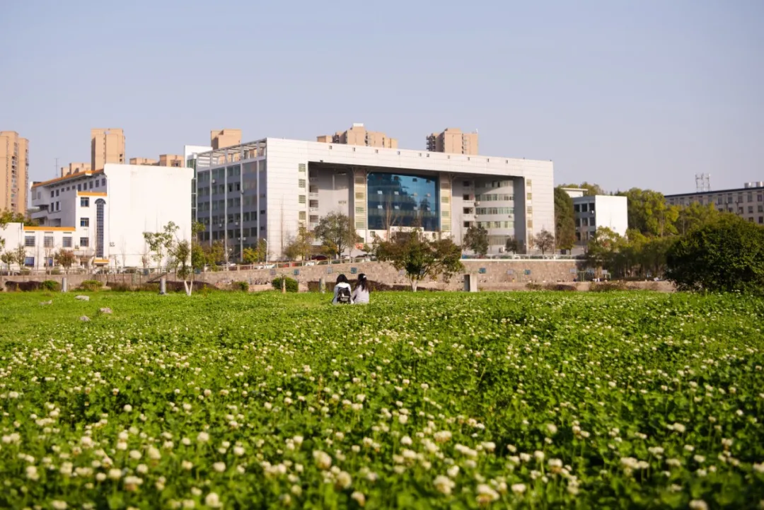 邵阳学院七里坪校区图片