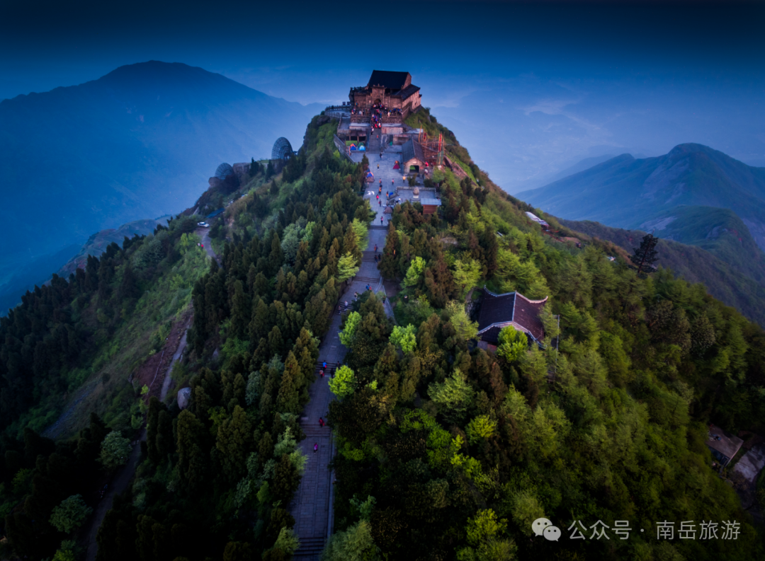 南岳衡山景区暂停预约 南岳大庙和万寿大鼎景区正常开放