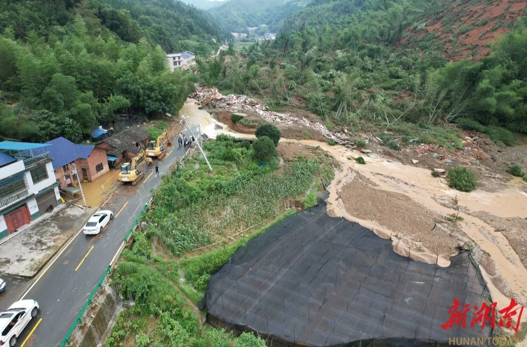 2158人成功避险——平江县童市镇科学应对洪灾
