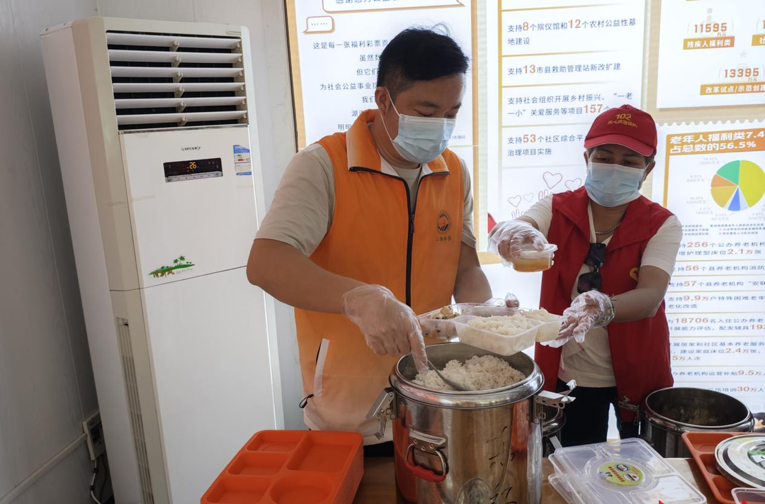 紅鄰騎手向幸福出發(fā)！南縣啟動福彩飯盒配送計劃