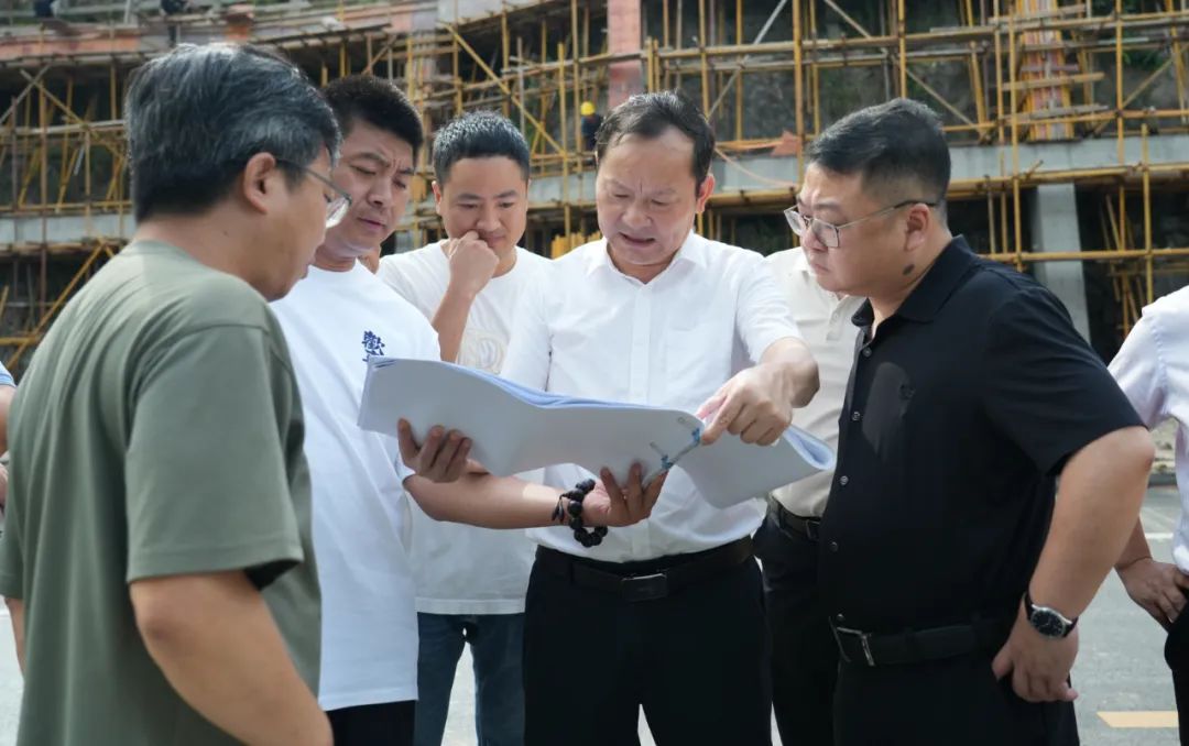 刘晓明：推动项目建设提速增效 协助办好第三届怀化市旅发大会