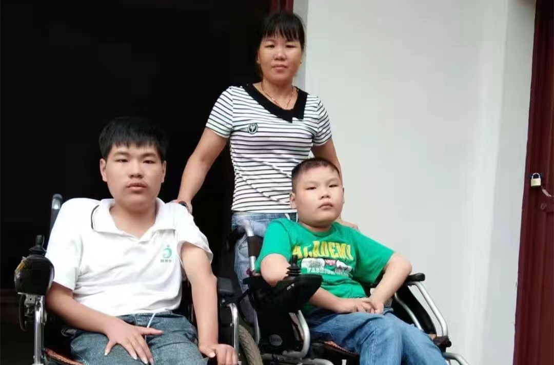 湖南好人丨26年悉心照料，她为两名多重残疾儿子撑起一片天