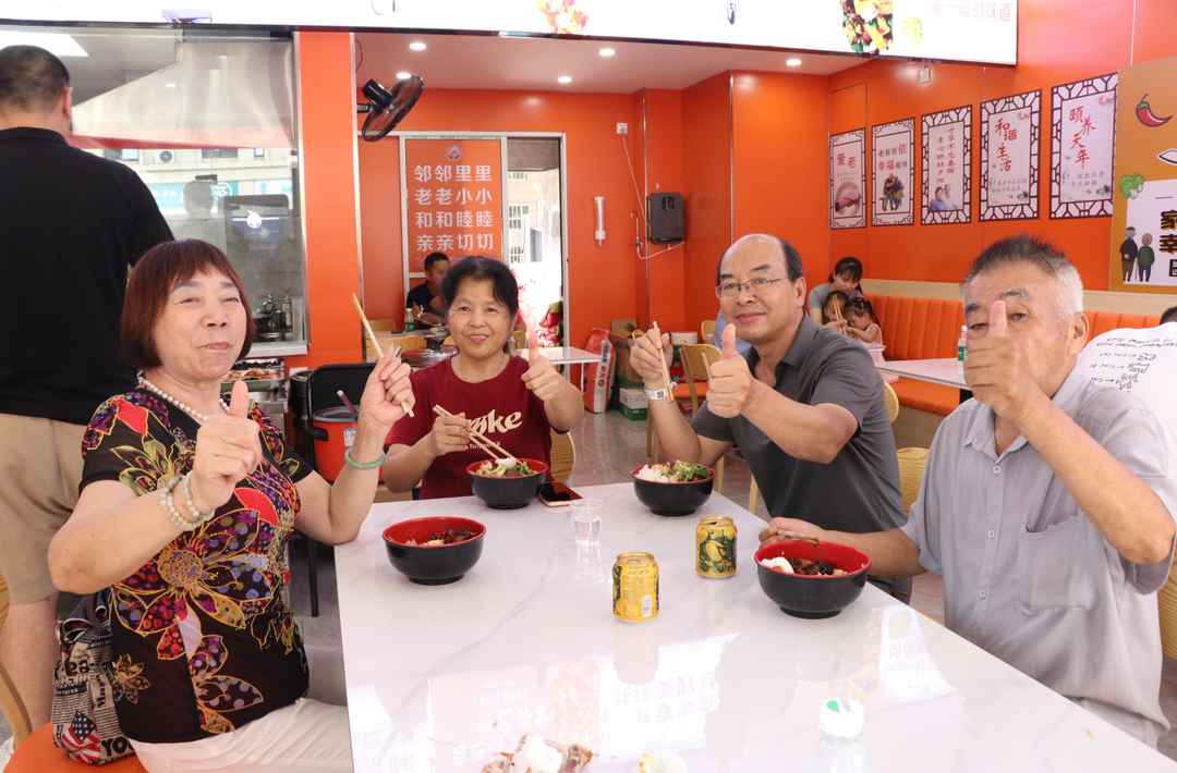 来做老年人的“饭搭子”！长沙县这家社区食堂“好吃不贵”