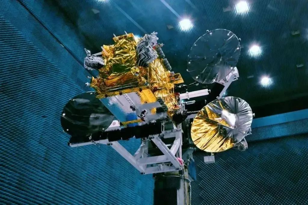 我国国产首颗全电推通信卫星亚太6E卫星成功投入运营
