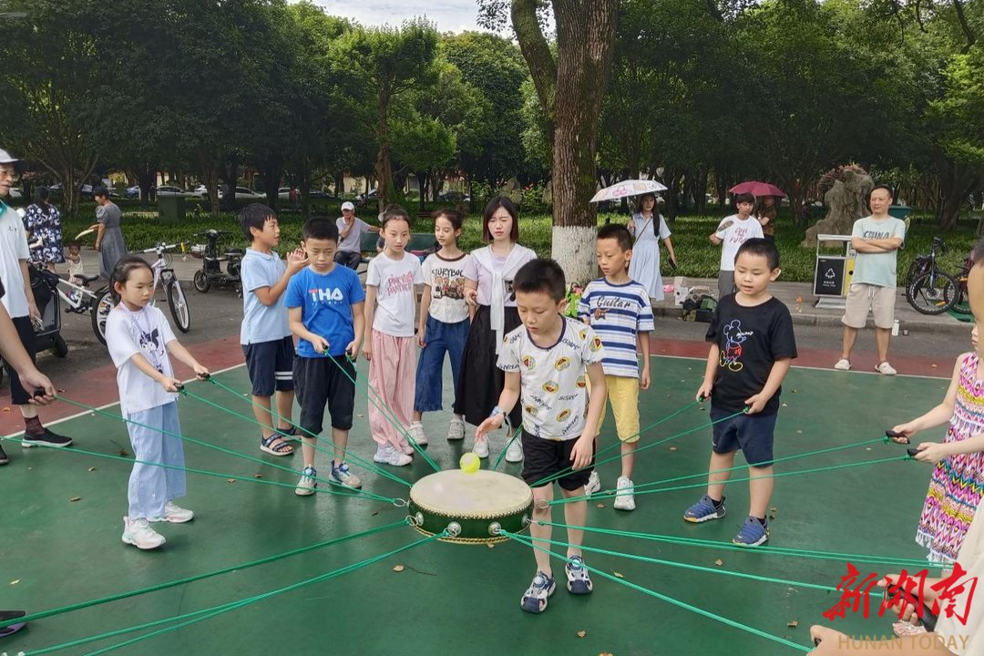 长沙蓉园社区：“利剑护蕾”在行动 健康运动护成长