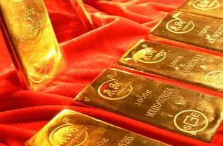 国际时评丨国际金价，为何成了“脱缰的野马”