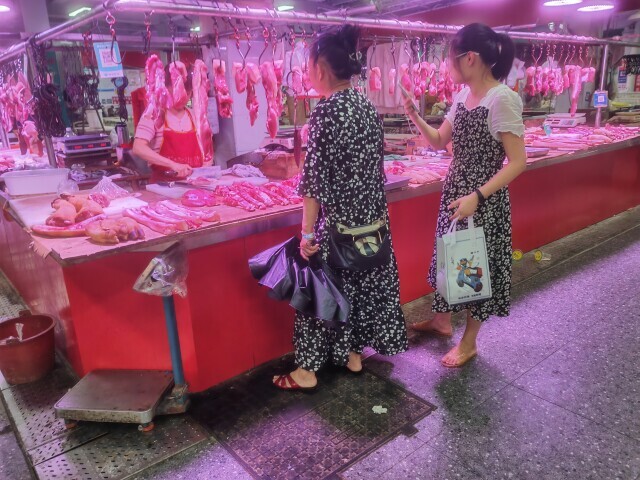 湖南猪肉零售价“九连涨”，后期猪价或触高回落