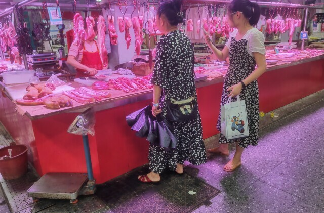 湖南猪肉零售价“九连涨”，后期猪价或触高回落