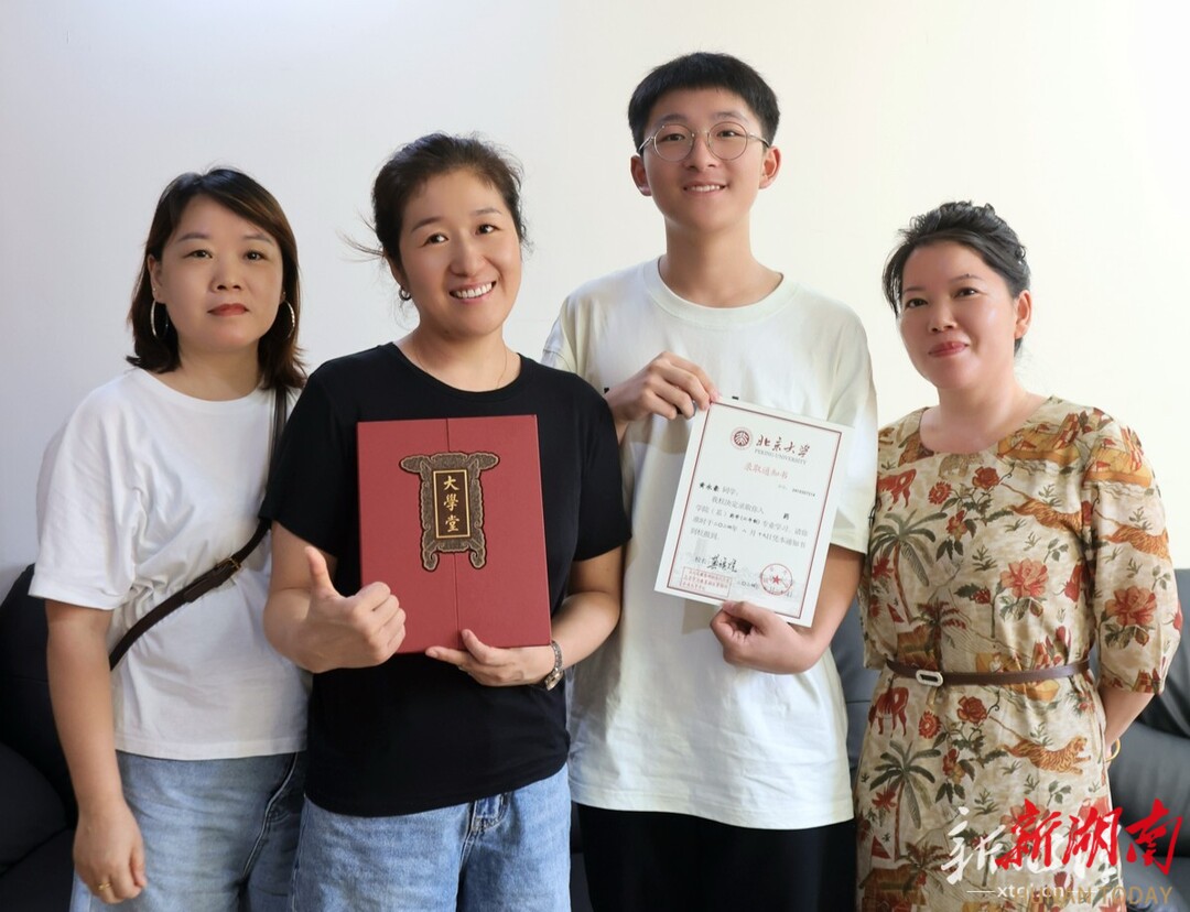18岁湘潭男孩考上北大：聋哑父母的乐观，是他坚定向上的动力
