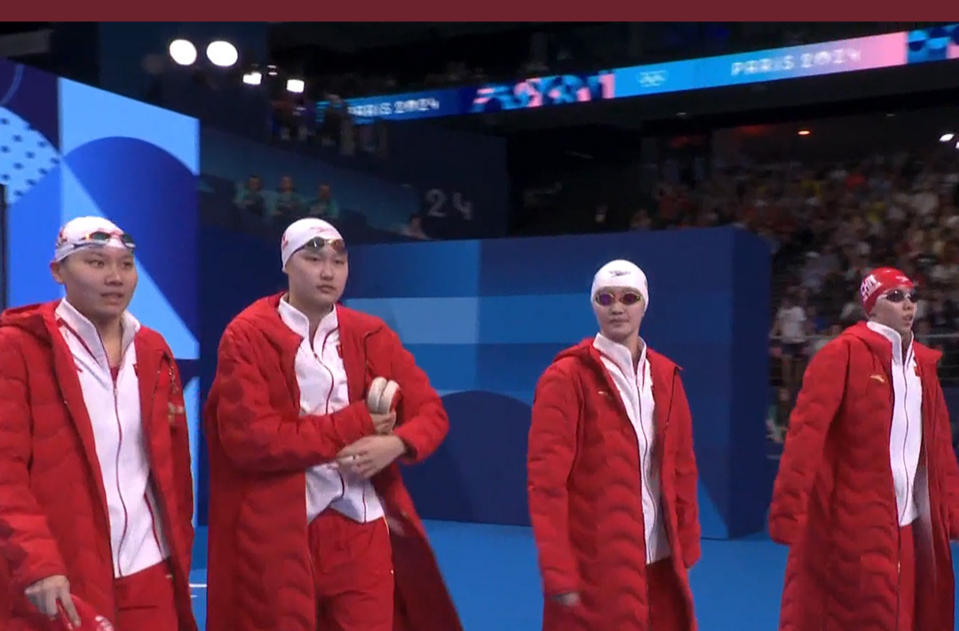 中国队夺得巴黎奥运会游泳女子4x200米自由泳接力铜牌