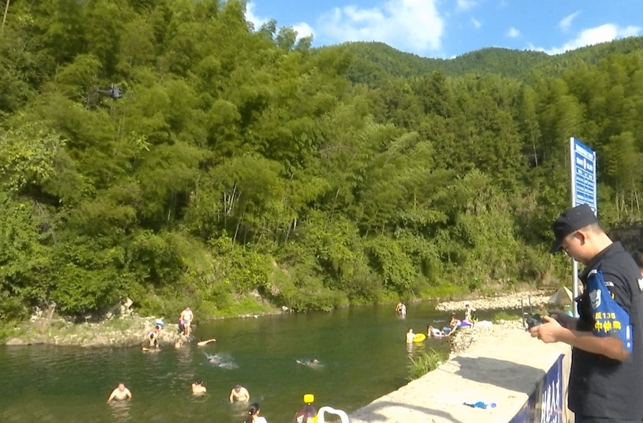 蓝山县：无人机守护夏日安全，共筑防溺水平安防线