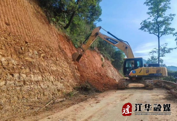 江華：加強(qiáng)道路交通安全  狠抓工程質(zhì)量保進(jìn)度