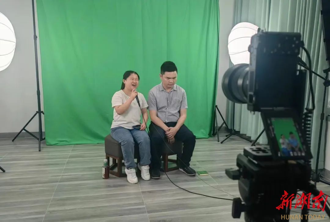 “音”为有梦，向阳生长！湖南两盲人歌手成立工作室灵活就业增收！
