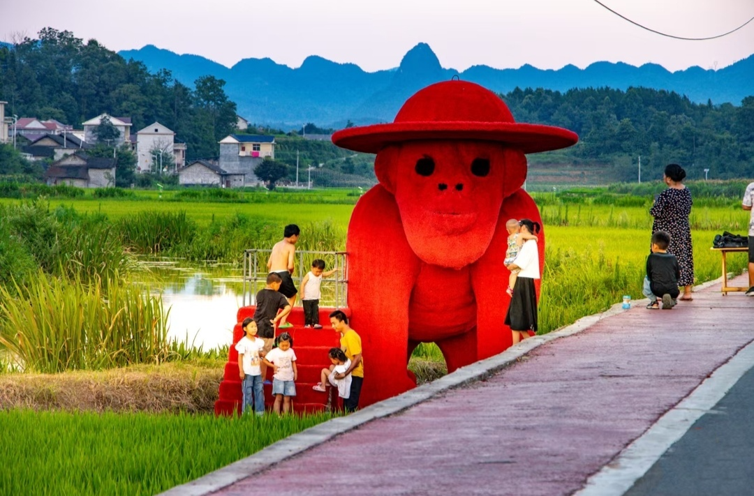 美丽双坪入画来！“以工代赈+”助力花垣龙潭镇双坪村推进乡村振兴