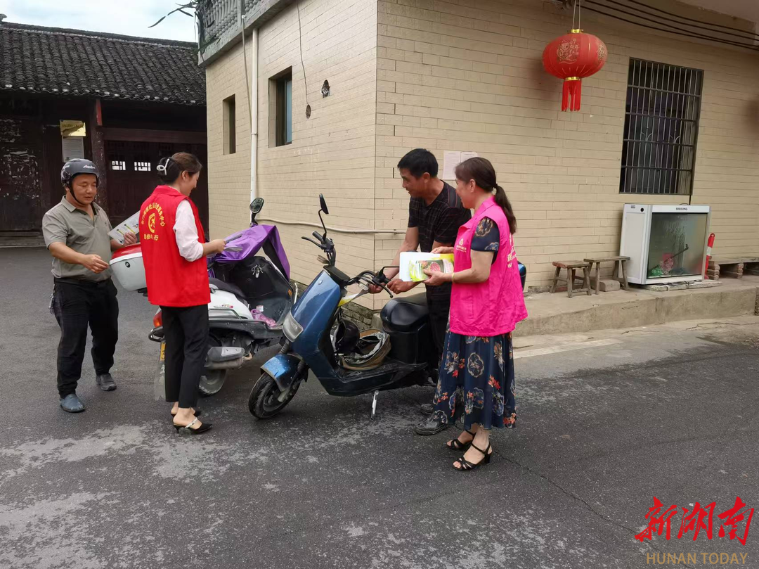 道县东门街道：健康“不放假” 食安“不打烊”