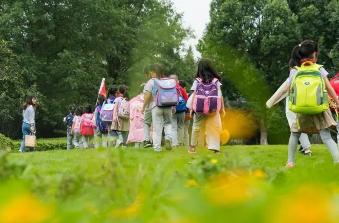 给孩子报个“研学团”，要先看看“避坑指南”？