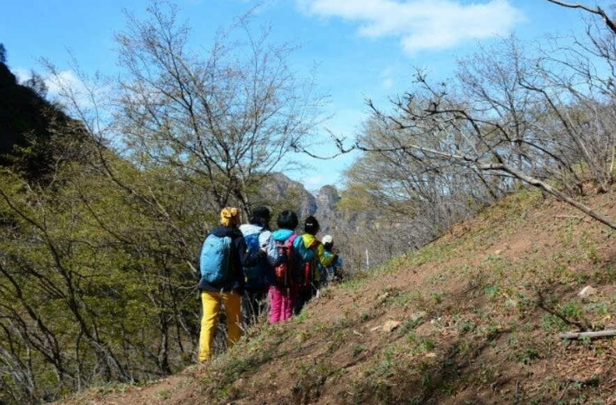 户外运动热潮涌动，“玩家”购买装备该注意啥？