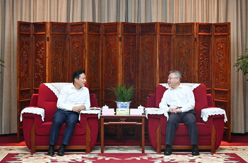 沈曉明會見巴斯夫大中華區(qū)董事長兼總裁樓劍鋒一行