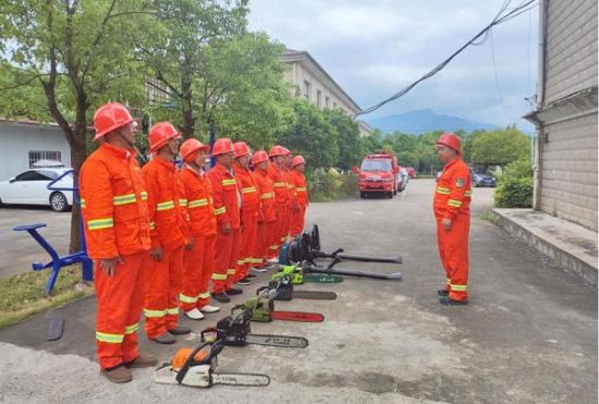 湖南瀏陽關(guān)口街道下好防火“先手棋”