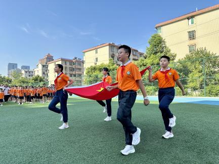 奧運(yùn)精神燃秋韻，追光奮進(jìn)啟新程——博才西江小學(xué)舉行2024年秋季開(kāi)學(xué)第一課暨一年級(jí)養(yǎng)成教育啟動(dòng)儀式