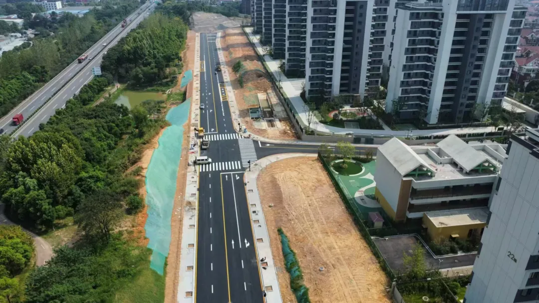 出行更“幸?！?湘江新區(qū)15條民生配套道路建成通車