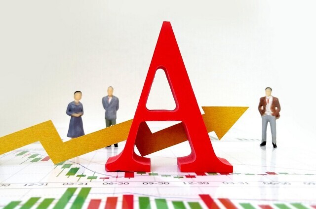 綏寧農(nóng)商銀行鵝公支行貼心服務(wù)聾啞客戶