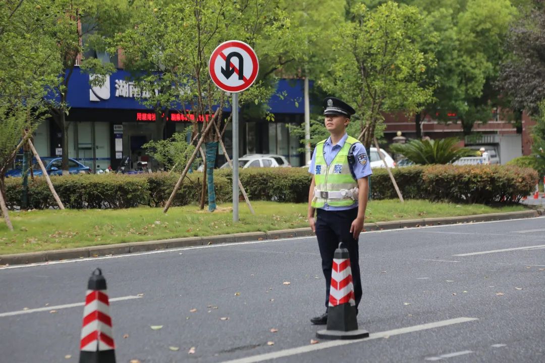 24小时“在线”护平安！南县交警积极开展夏季交通安全管控